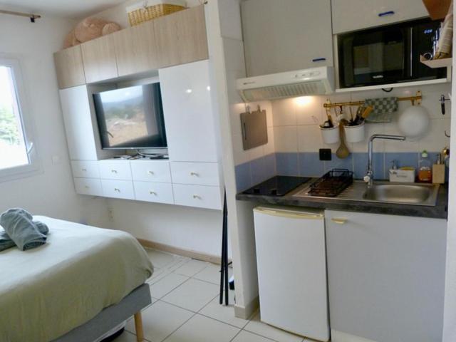 Charmant Studio Le Clos D'Aix Parking Prive Gratuit Et Piscine Экс-ан-Прованс Экстерьер фото